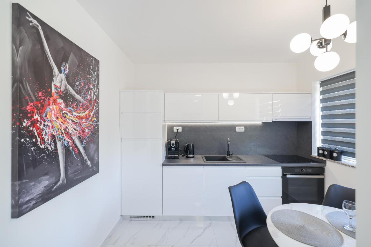Studio Apartman Natale Zadar Eksteriør billede